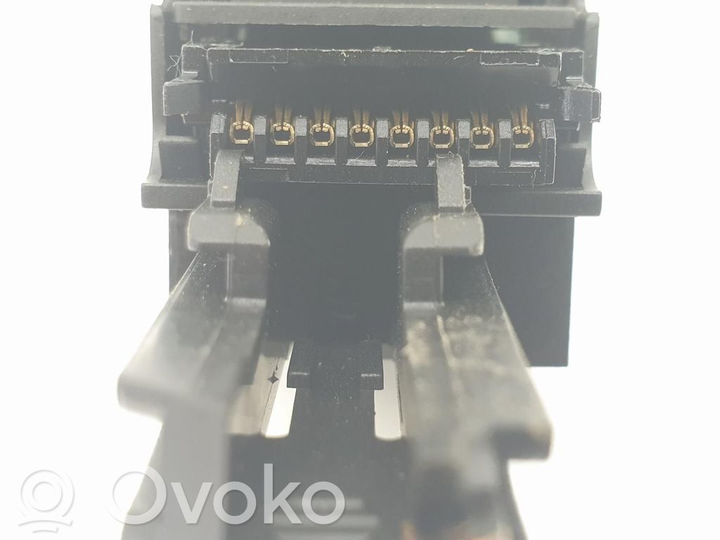 Peugeot 5008 Boutons / interrupteurs volant 