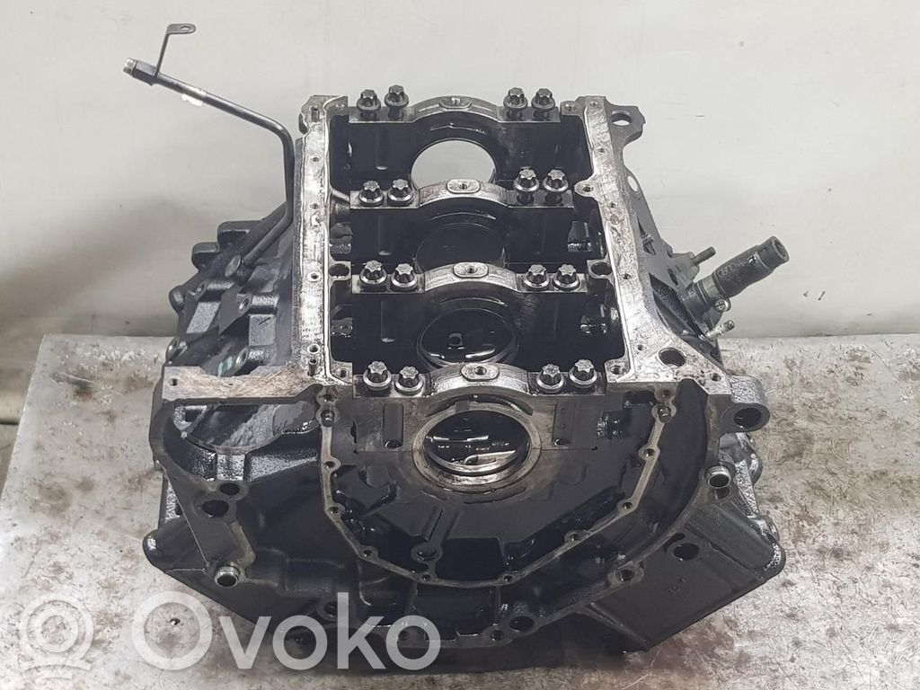 Audi A6 S6 C5 4B Engine block 
