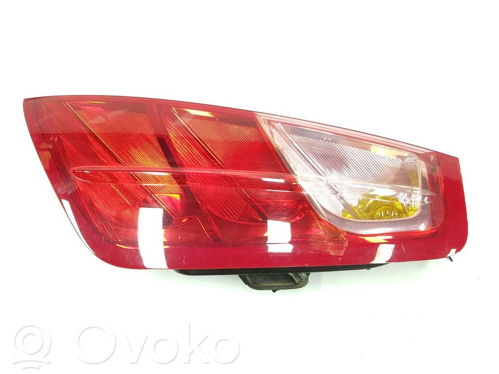 Fiat Grande Punto Feux arrière / postérieurs