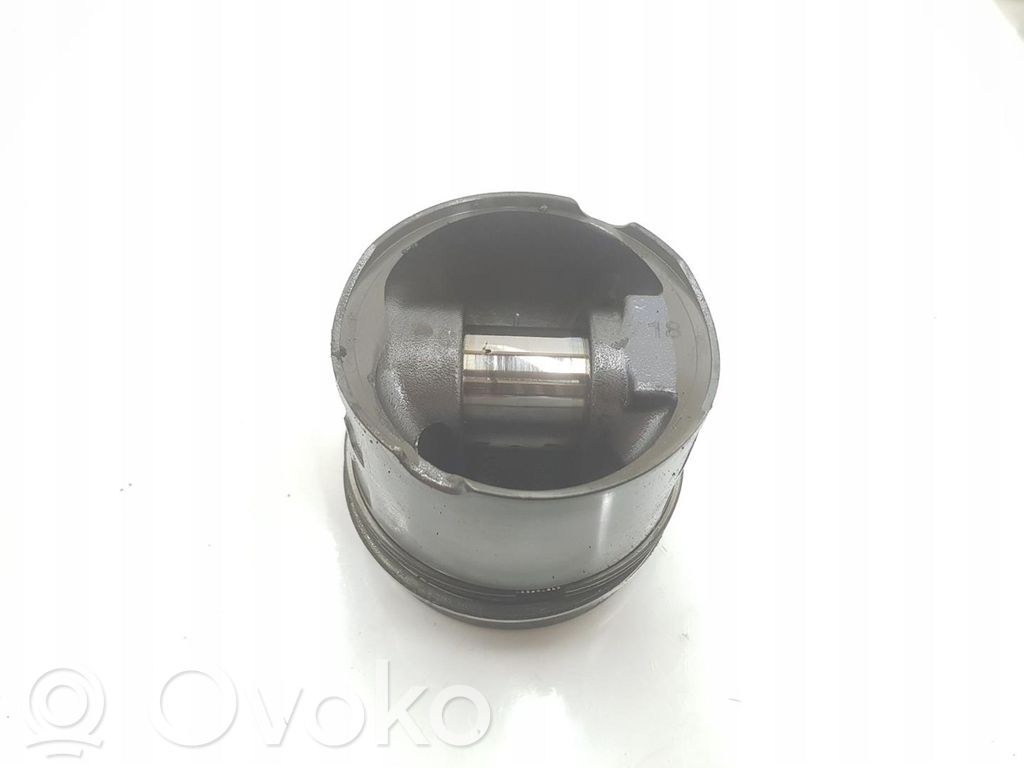 Piston   2247502,2247502