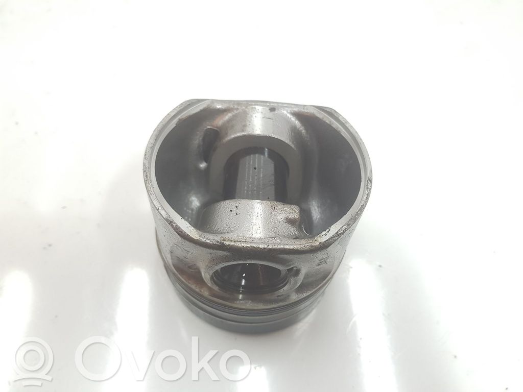 Seat Ibiza IV (6J,6P) Piston 