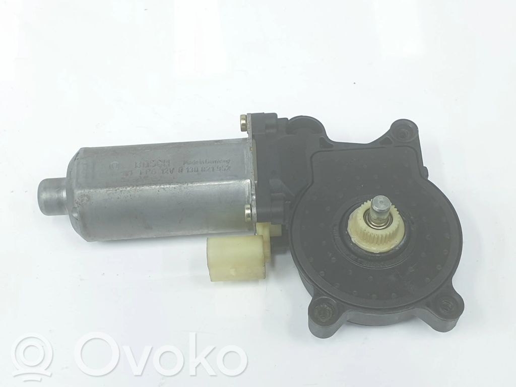BMW X5 E53 Silnik regulatora szyby drzwi przednich 