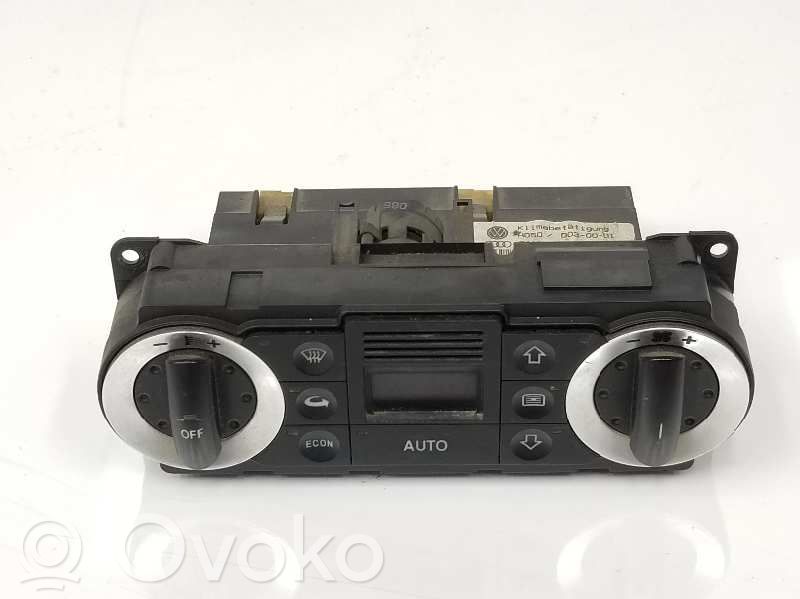 Audi TT Mk1 Unitate control climatizare 