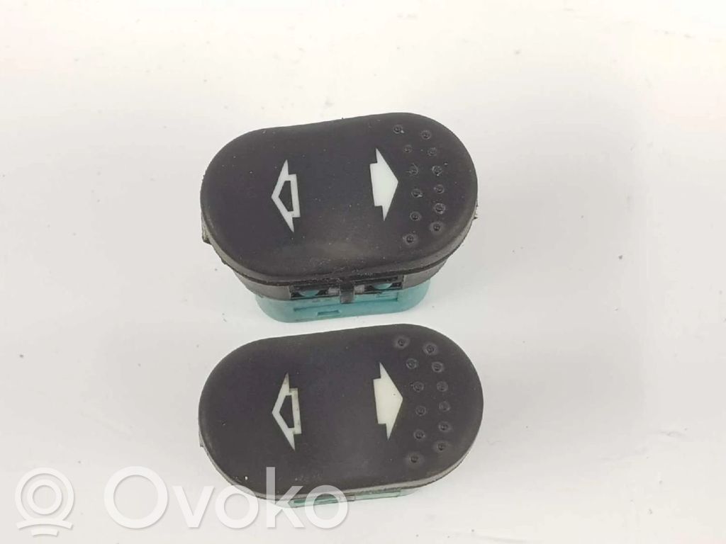 Interruptor del elevalunas eléctrico   5C1T14529AA,5C1T14529AA