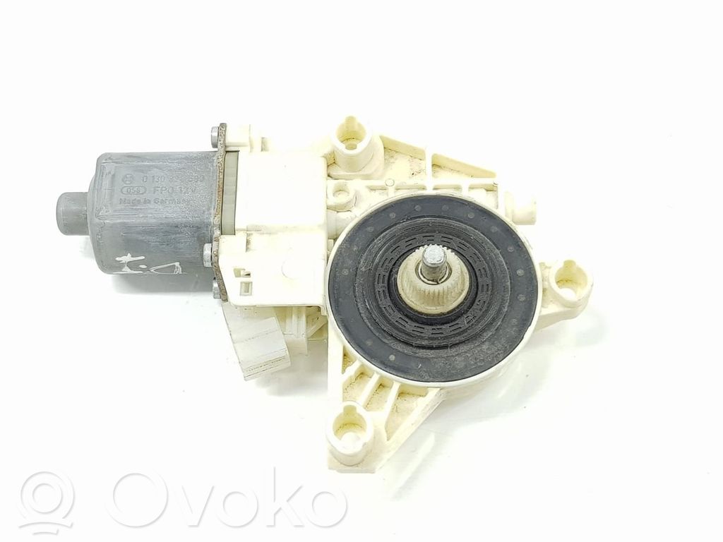 Mercedes-Benz A W176 Motor macara geam ușă față 