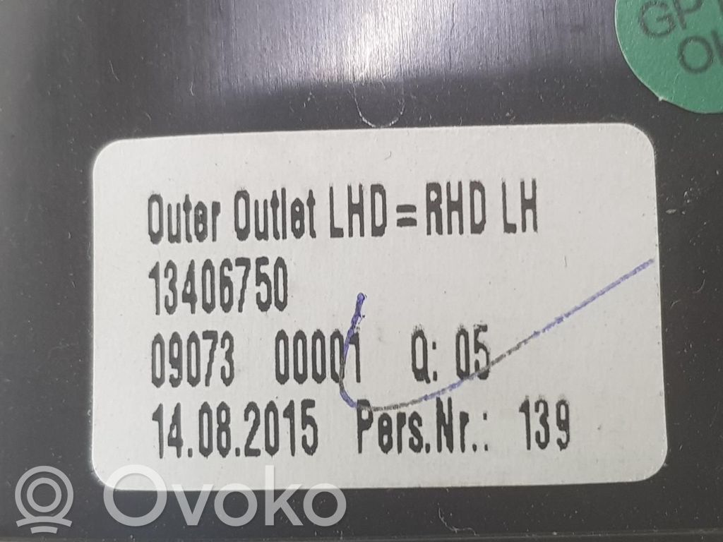 Opel Astra K Rejilla de ventilación central del panel 