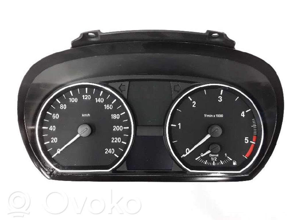 BMW 1 E81 E87 Spidometras (prietaisų skydelis) 