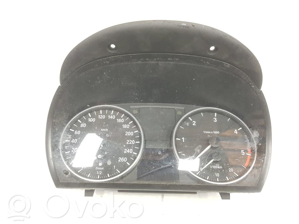 Geschwindigkeitsmesser Cockpit   9141487,62109141487