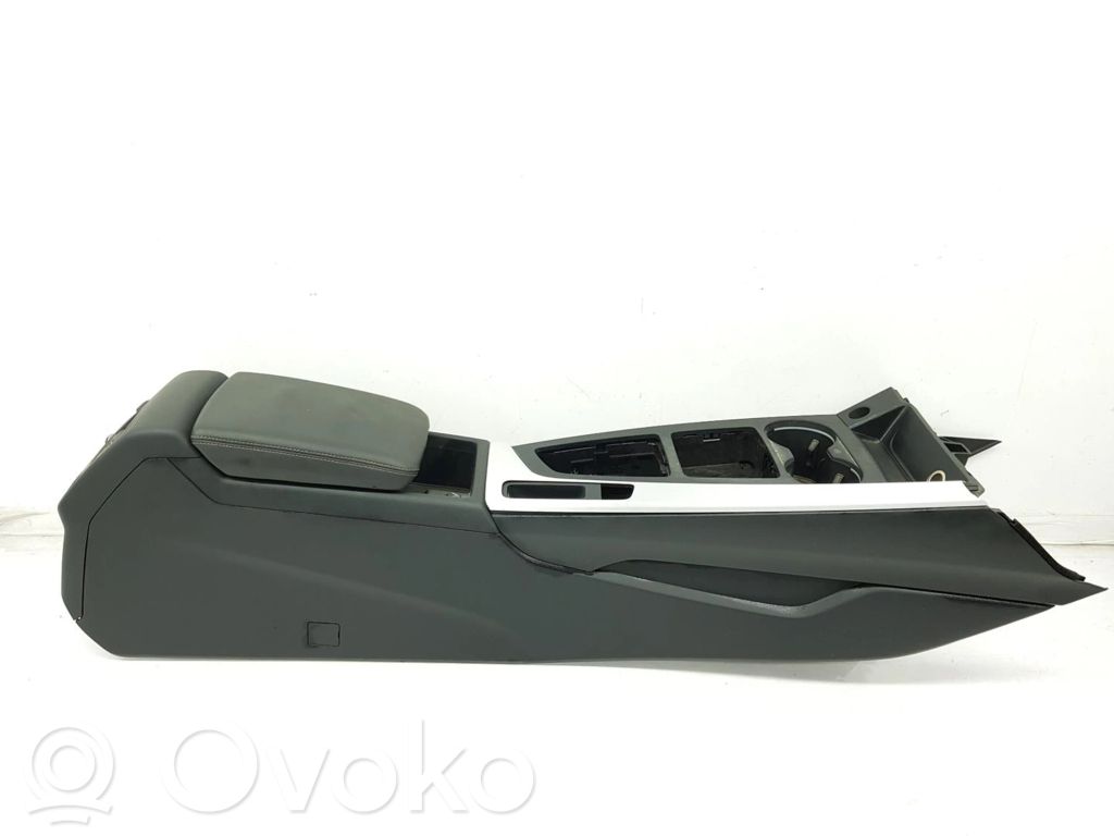 Audi A4 S4 B9 Reposabrazos 