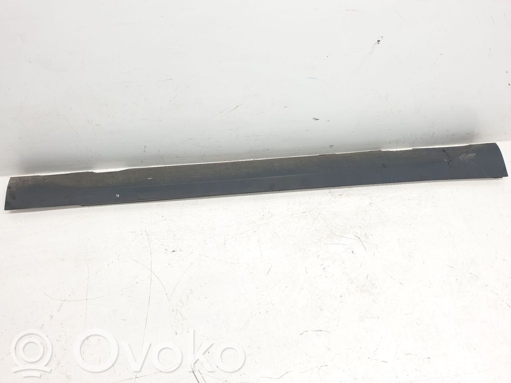 BMW X1 E84 Sill 