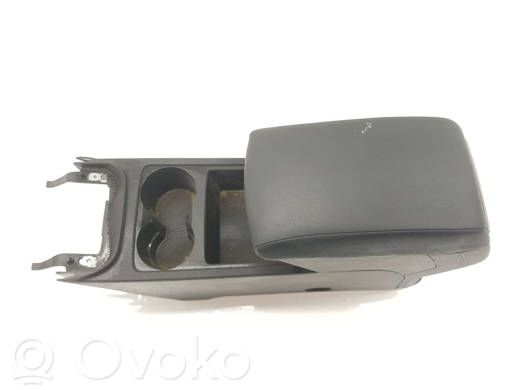 Seat Leon (5F) Armrest 