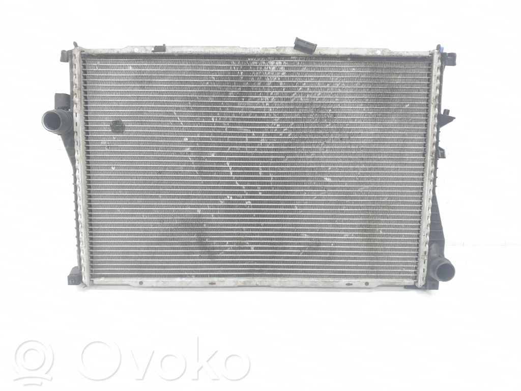 BMW 5 E39 Coolant radiator 
