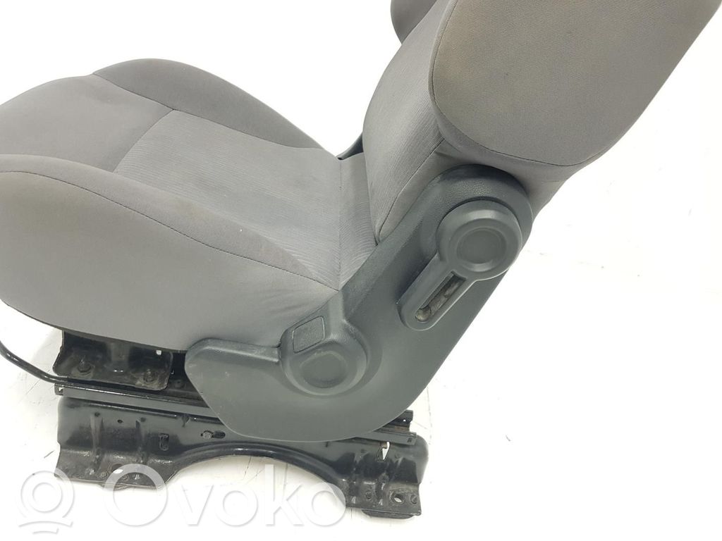 Peugeot Partner Asiento delantero del conductor