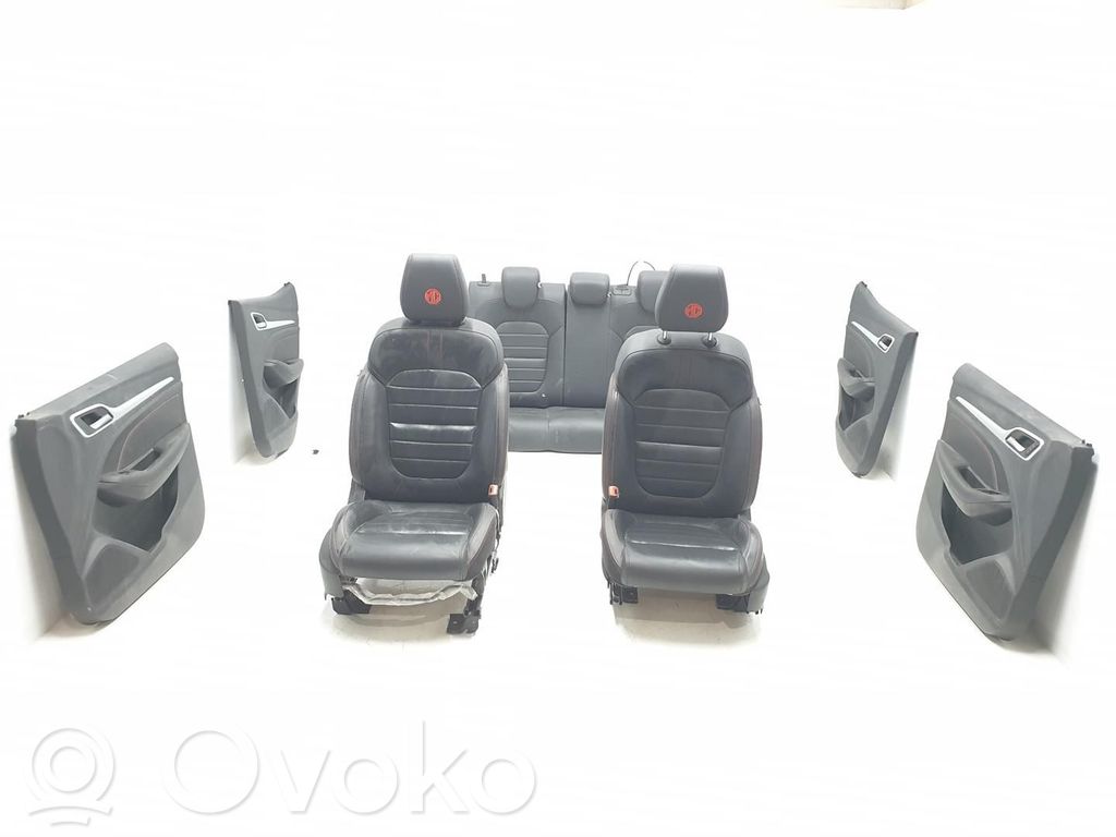 MG ZS Set sedili 