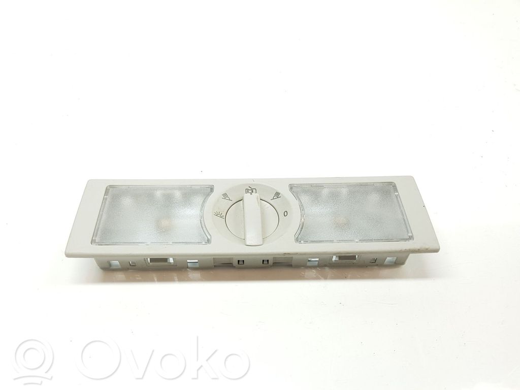 Skoda Karoq Illuminazione sedili anteriori