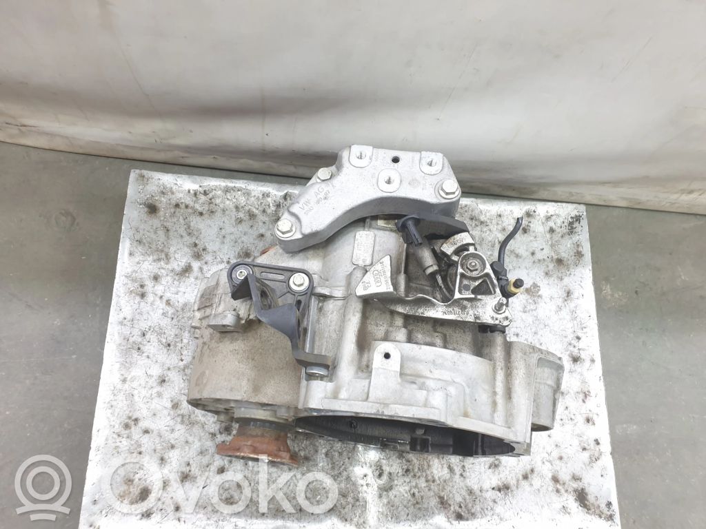 Audi Q3 8U Manualna 5-biegowa skrzynia biegów 