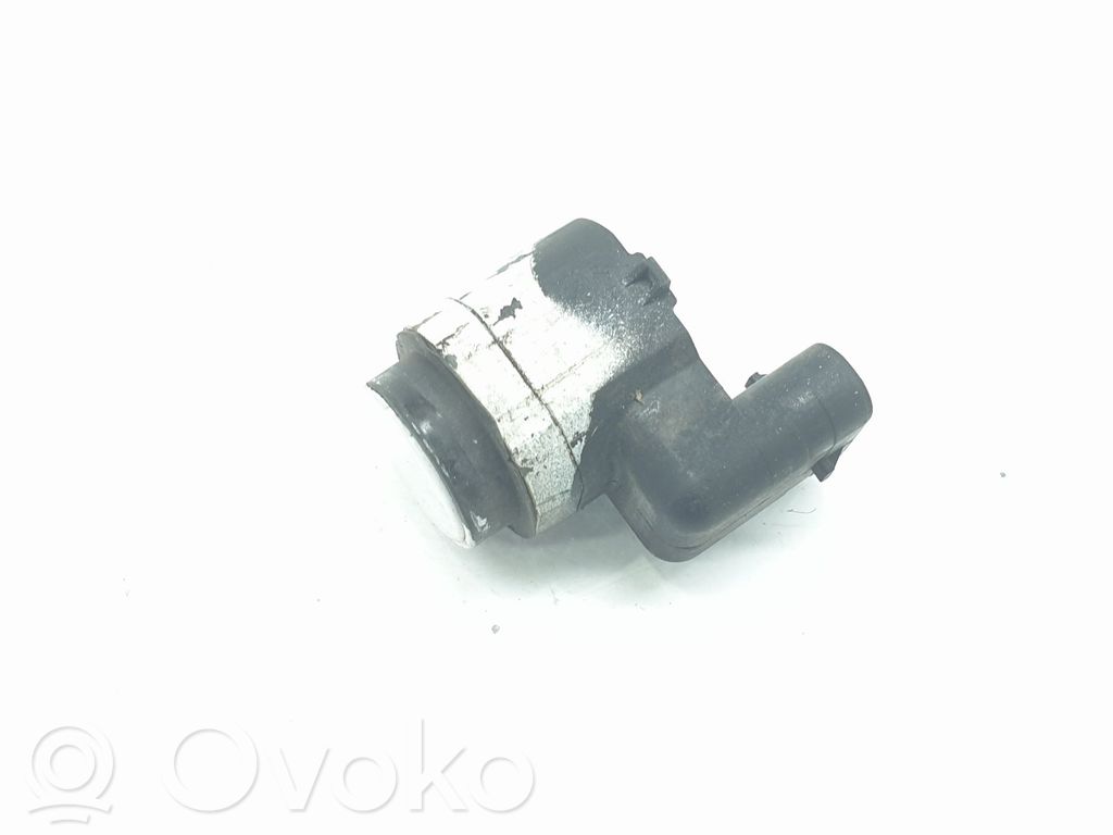BMW 5 F10 F11 Soporte del sensor de aparcamiento delantero (PDC) 