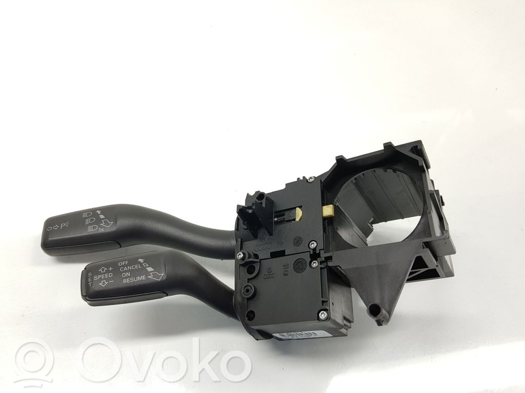 Commodo de clignotant   4E0953521B,4E0953513K
