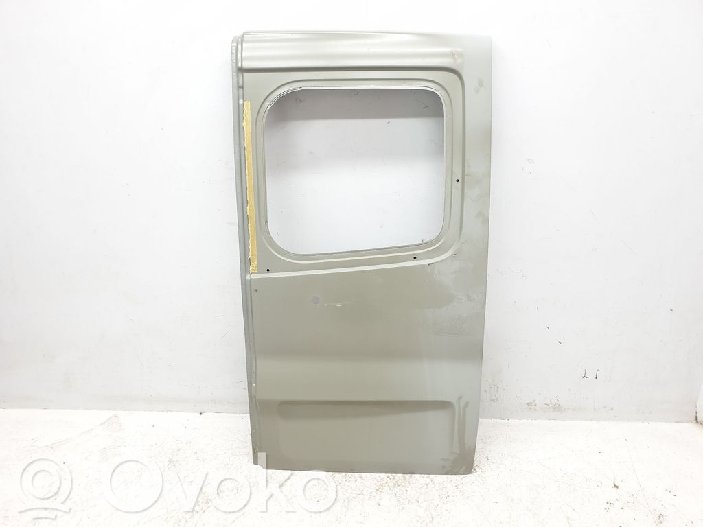 Renault Trafic III (X82) Puerta trasera 