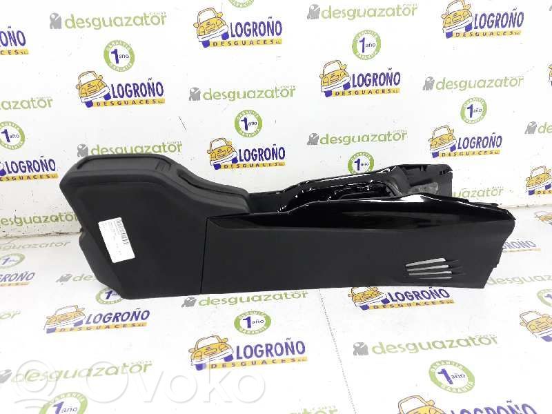 Peugeot 2008 I Consola central 