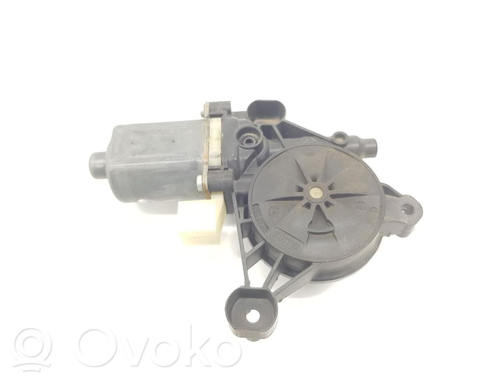 Volkswagen Golf VII Silnik regulatora szyby drzwi przednich