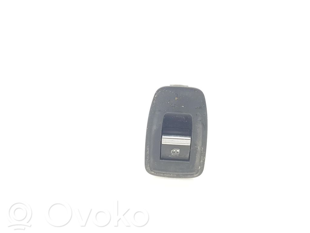 Renault Arkana Comutator comandă geamuri electrice 