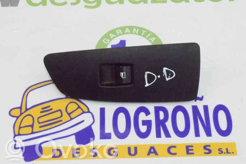 BMW 1 E81 E87 Electric window control switch 