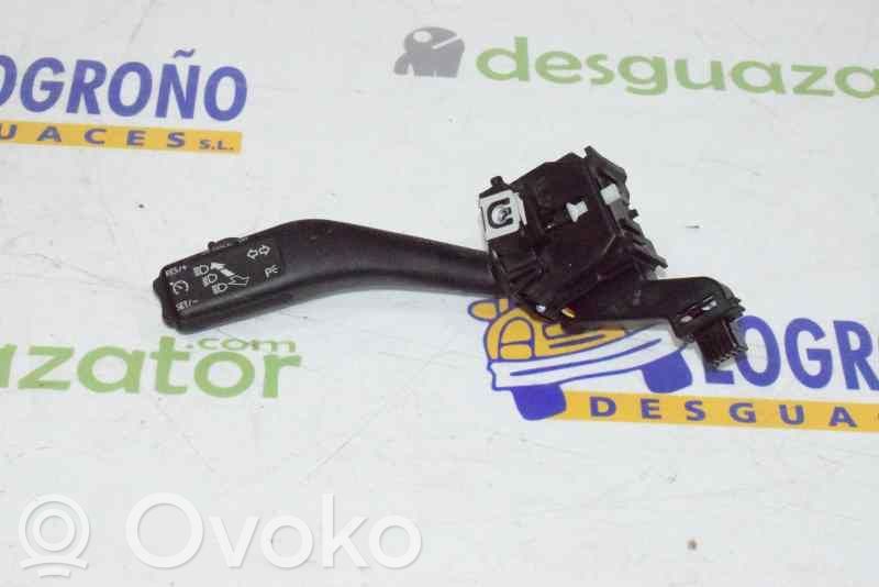 Seat Altea XL Leva indicatori