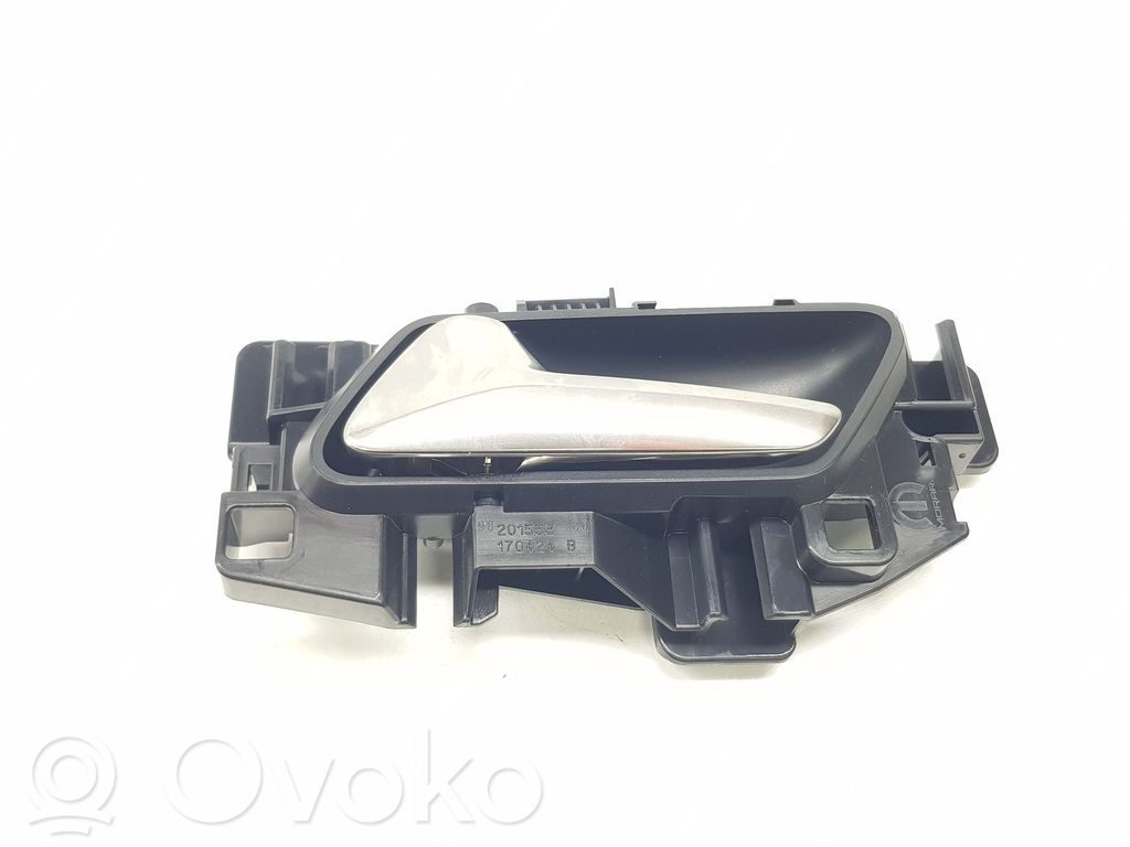 Opel Astra L Maniglia interna per portiera anteriore 