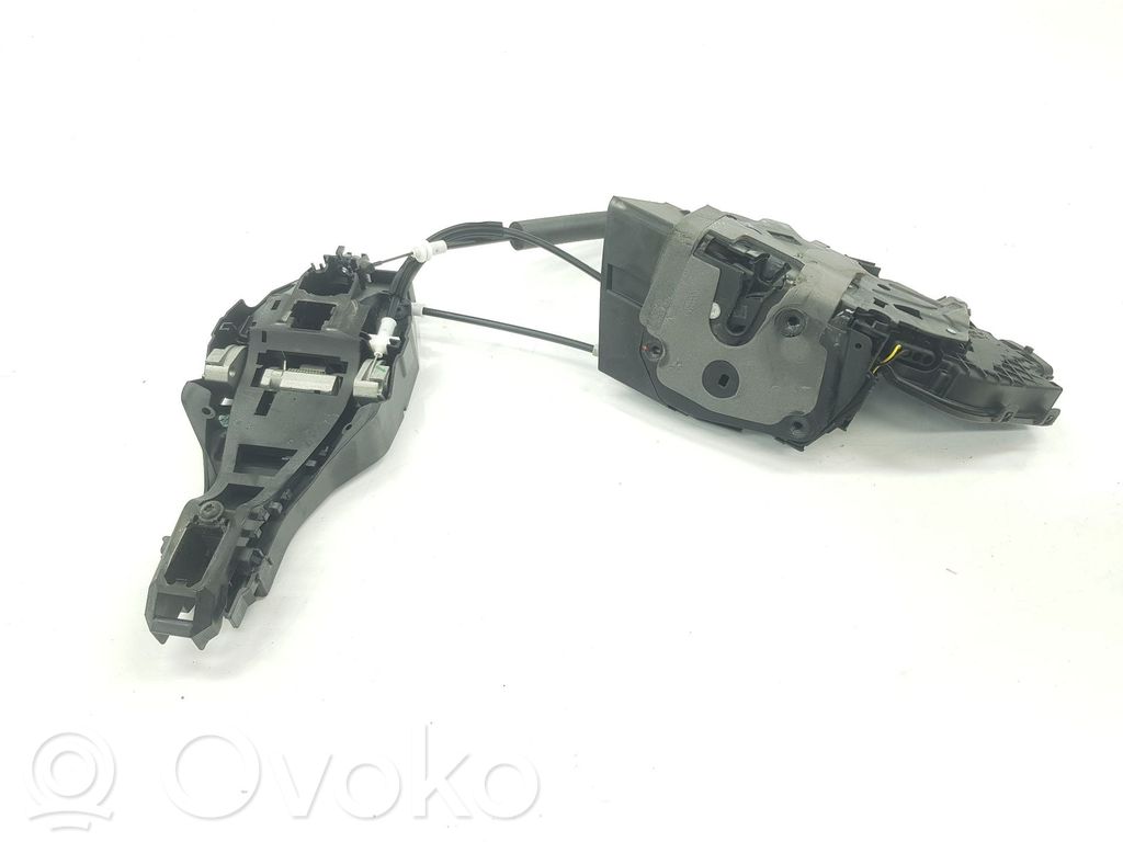 Land Rover Discovery 5 Zamek drzwi przednich 