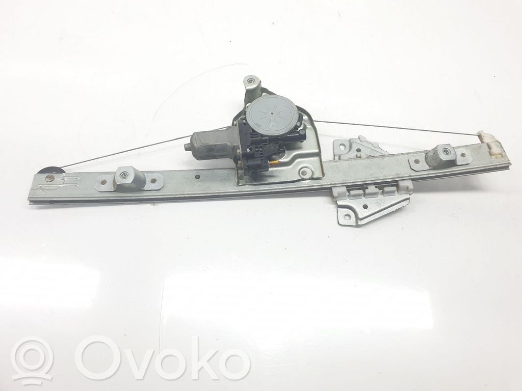 Suzuki Grand Vitara II Macara geam spate manuală 