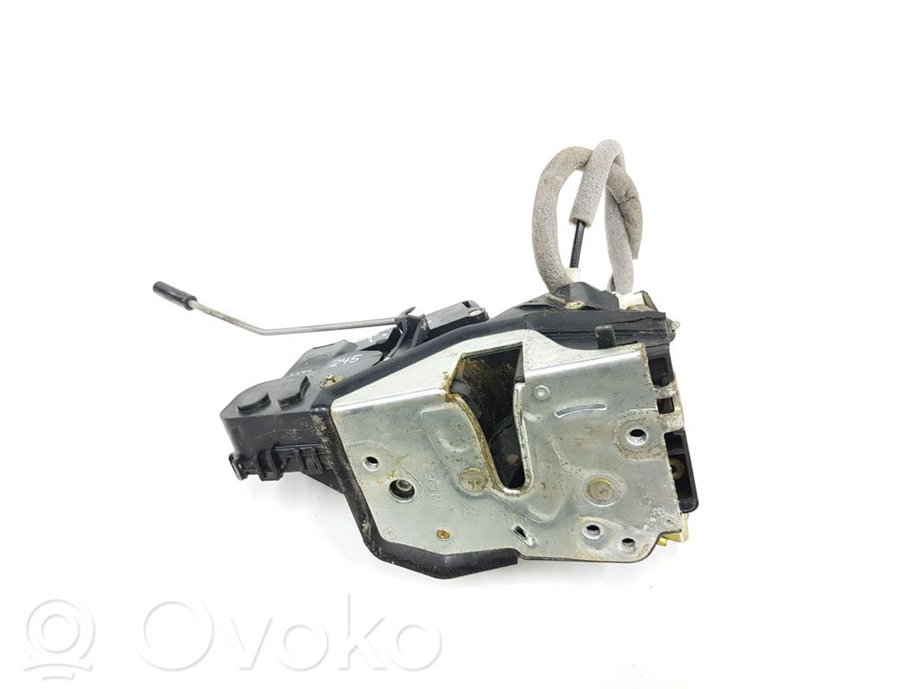 Front door lock   7011241,51217011241