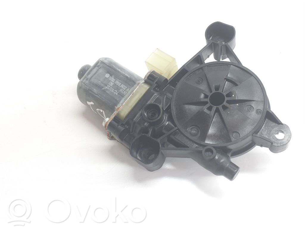 Volkswagen T-Roc Silnik regulatora szyby drzwi przednich 