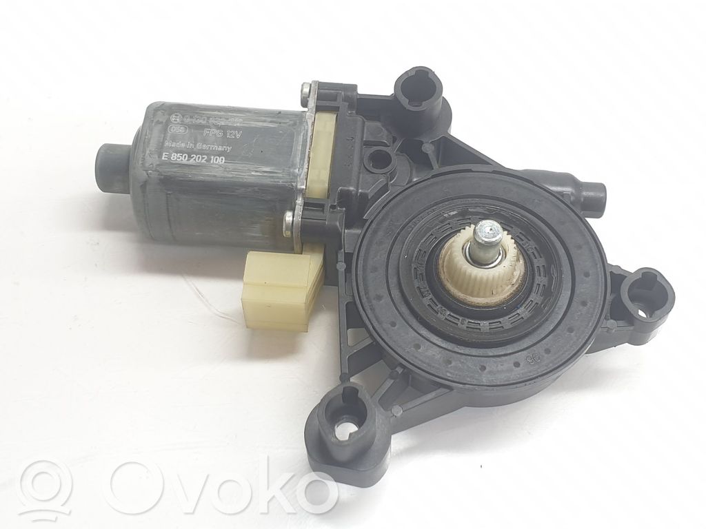 Seat Leon (5F) Motor macara geam ușă față