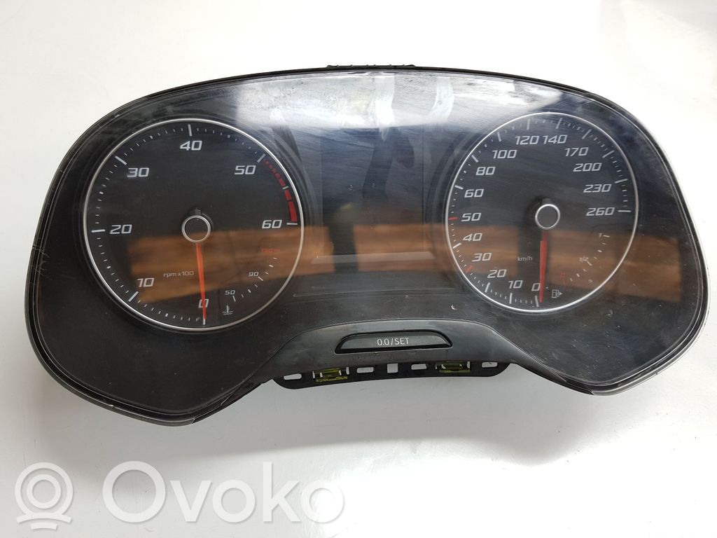 Seat Ateca Speedometer (instrument cluster) 