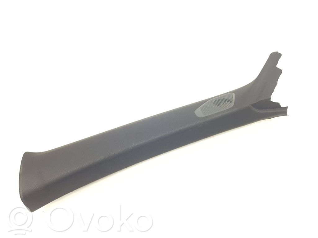 Opel Astra L Altra parte interiore 