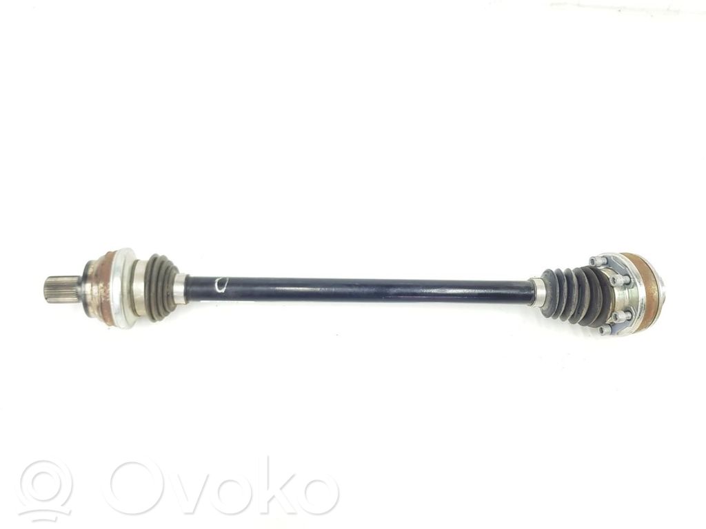 Takavetoakseli   5Q0501204A,5Q0501204A