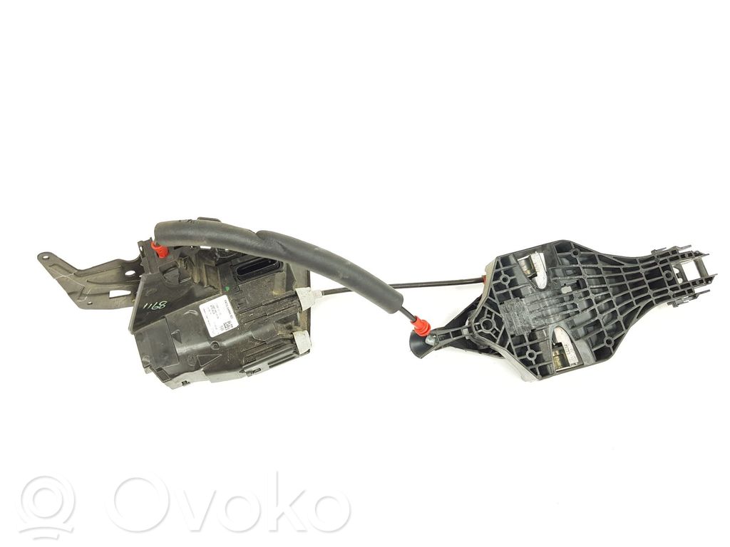 Zamek drzwi tylnych   CPLA26413GG,LR078753