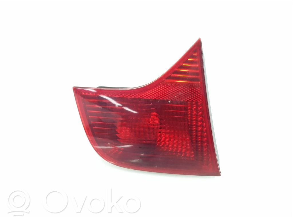 Audi A4 S4 B7 8E 8H Feux arrière sur hayon