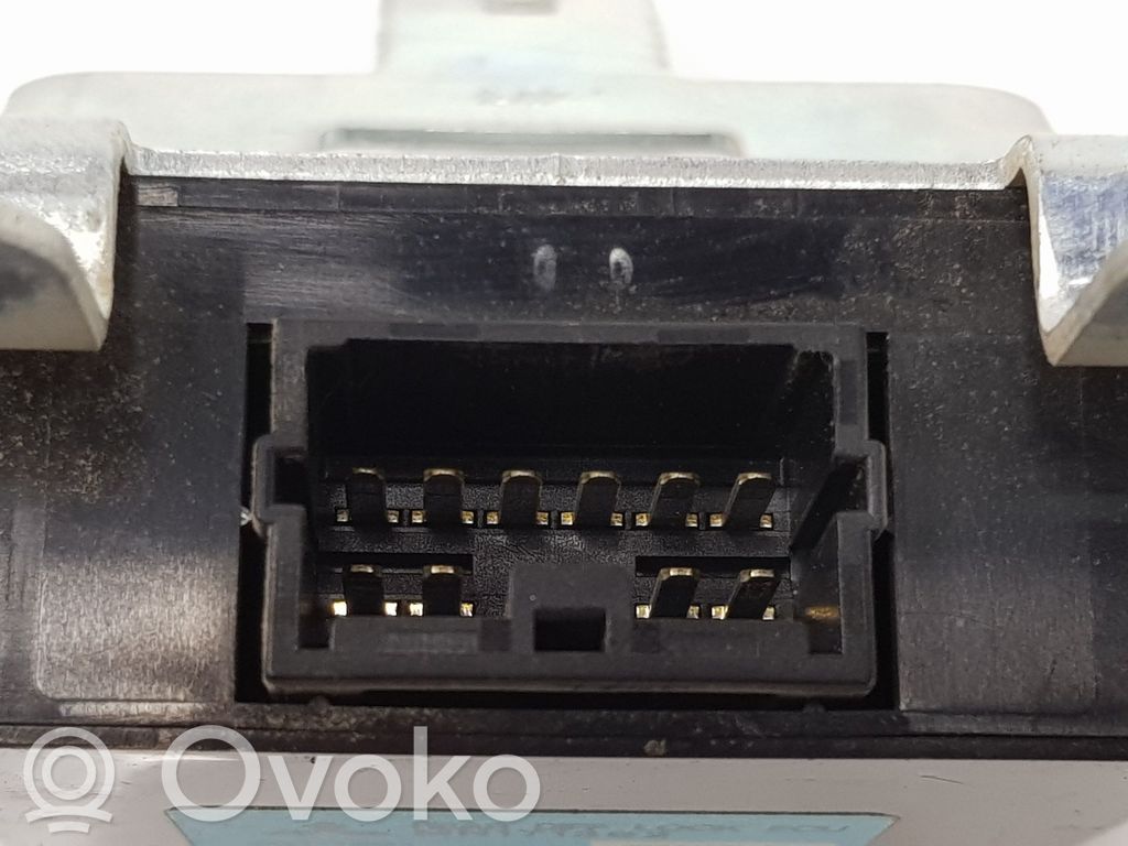 Mitsubishi L200 Otras unidades de control/módulos 