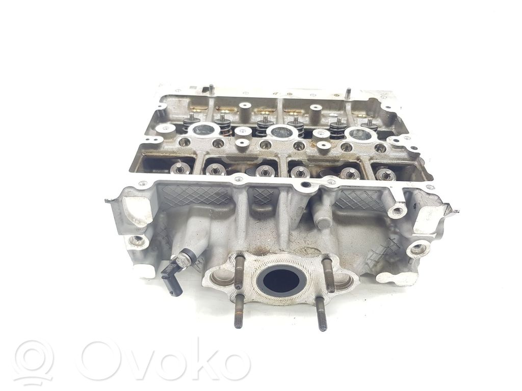 Volkswagen Polo VI Culata del motor 