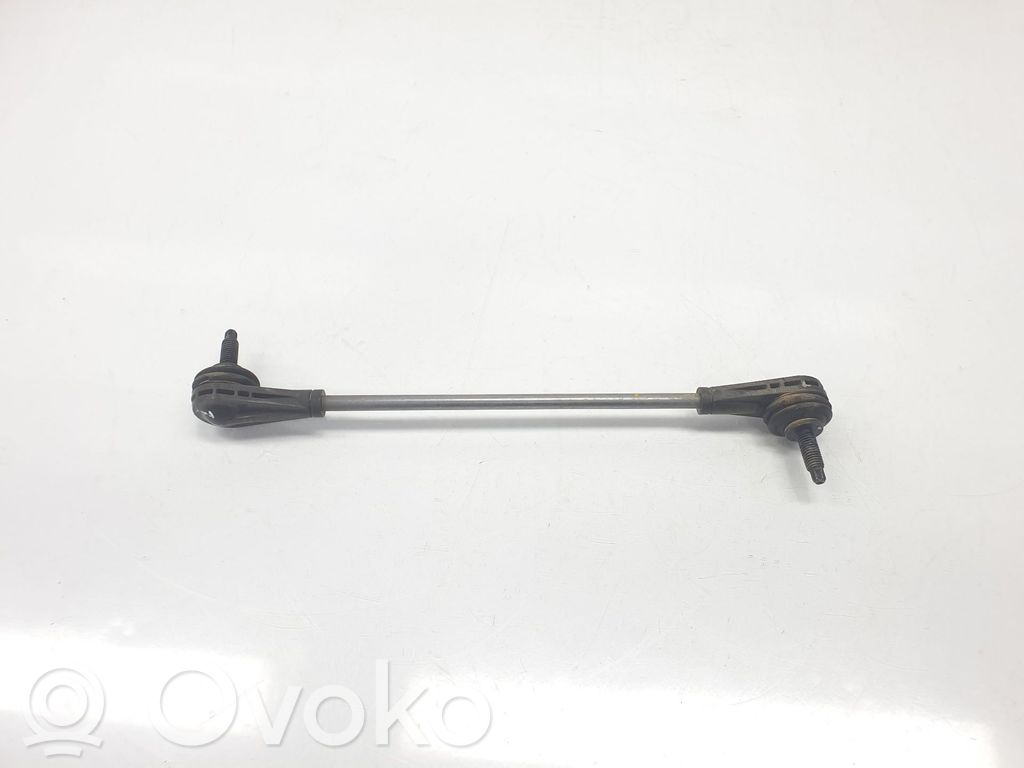 Opel Corsa F Wahacz przedni 