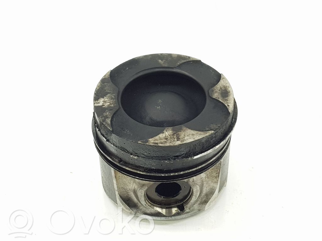 Toyota RAV 4 (XA30) Piston 