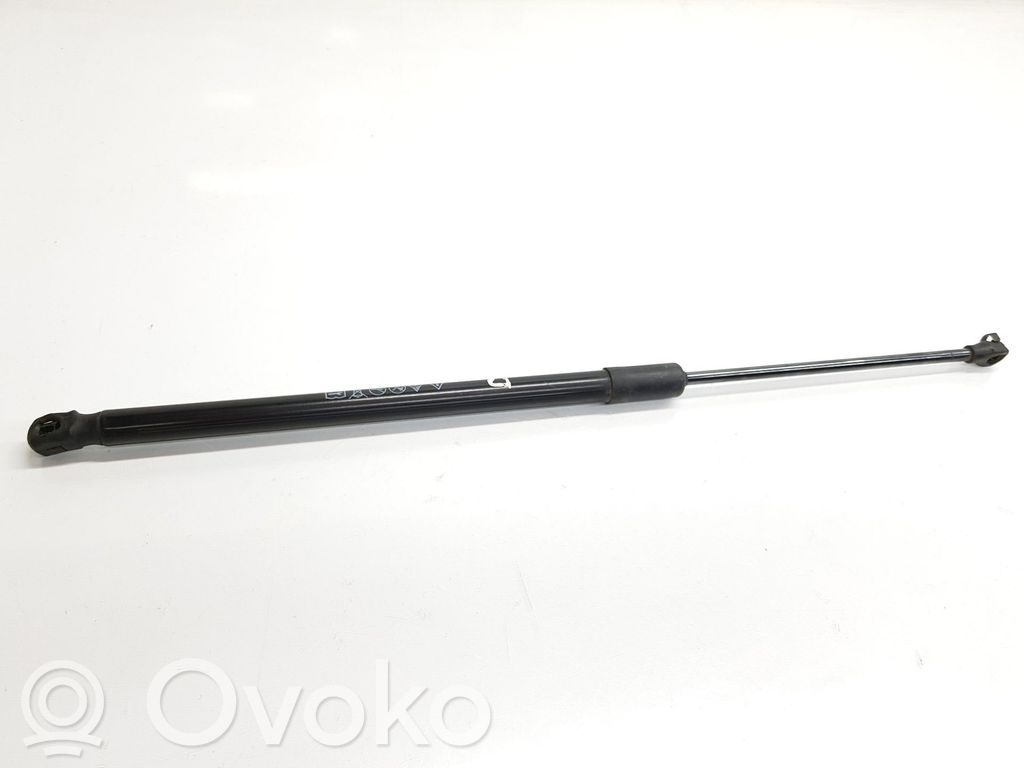 Seat Arona Vérin de capot arrière