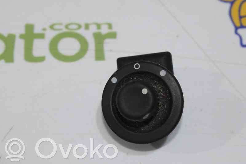 Nissan Interstar Wing mirror switch 