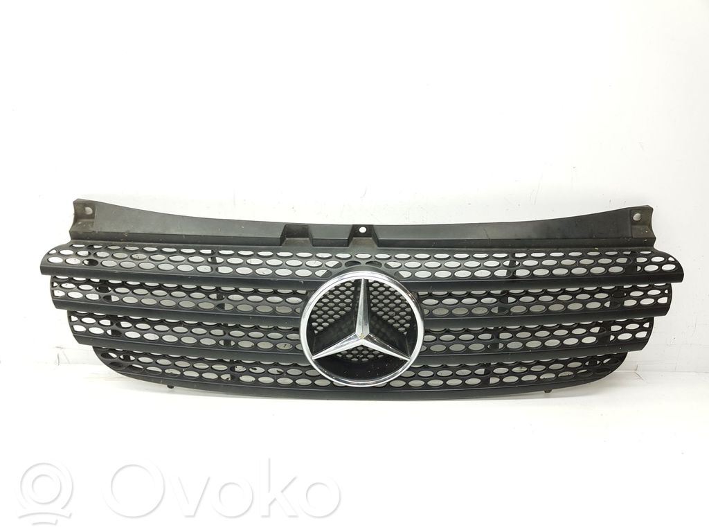 Mercedes-Benz Vito Viano W639 Grille de calandre avant