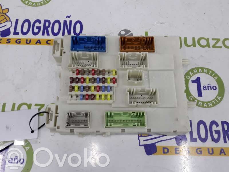 Ford C-MAX II Saugiklių blokas 
