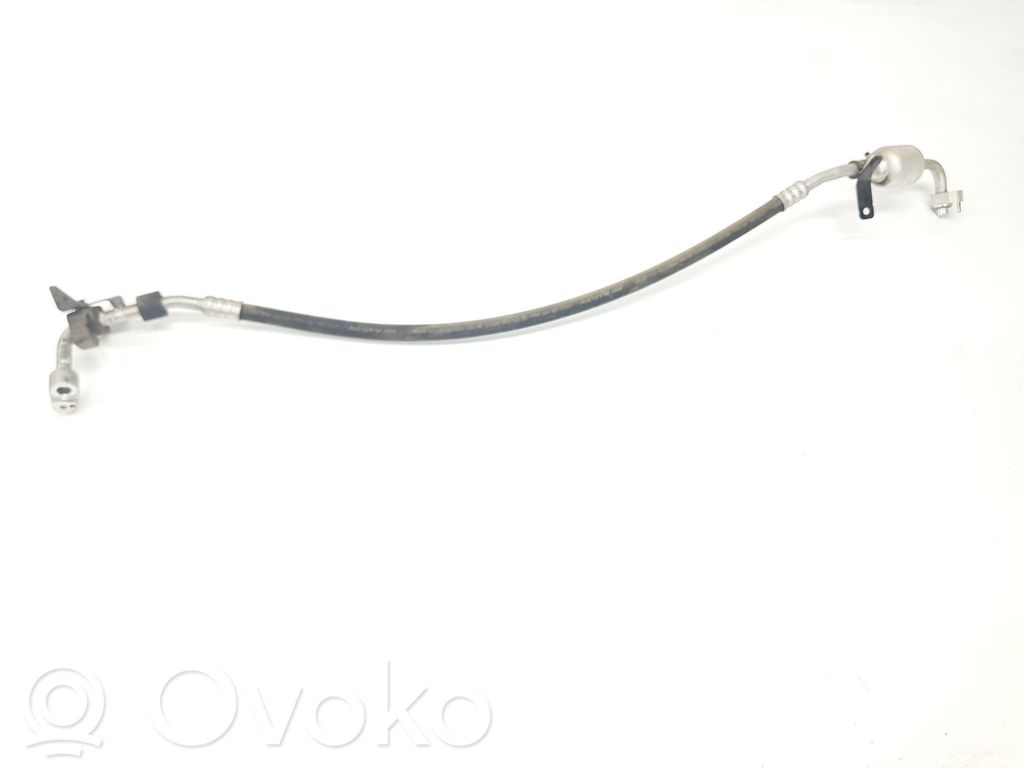 BMW i3 Ilmastointilaitteen putki (A/C) 