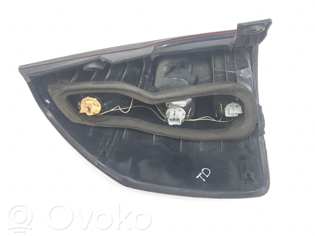 Toyota Land Cruiser (J120) Lampa tylna 