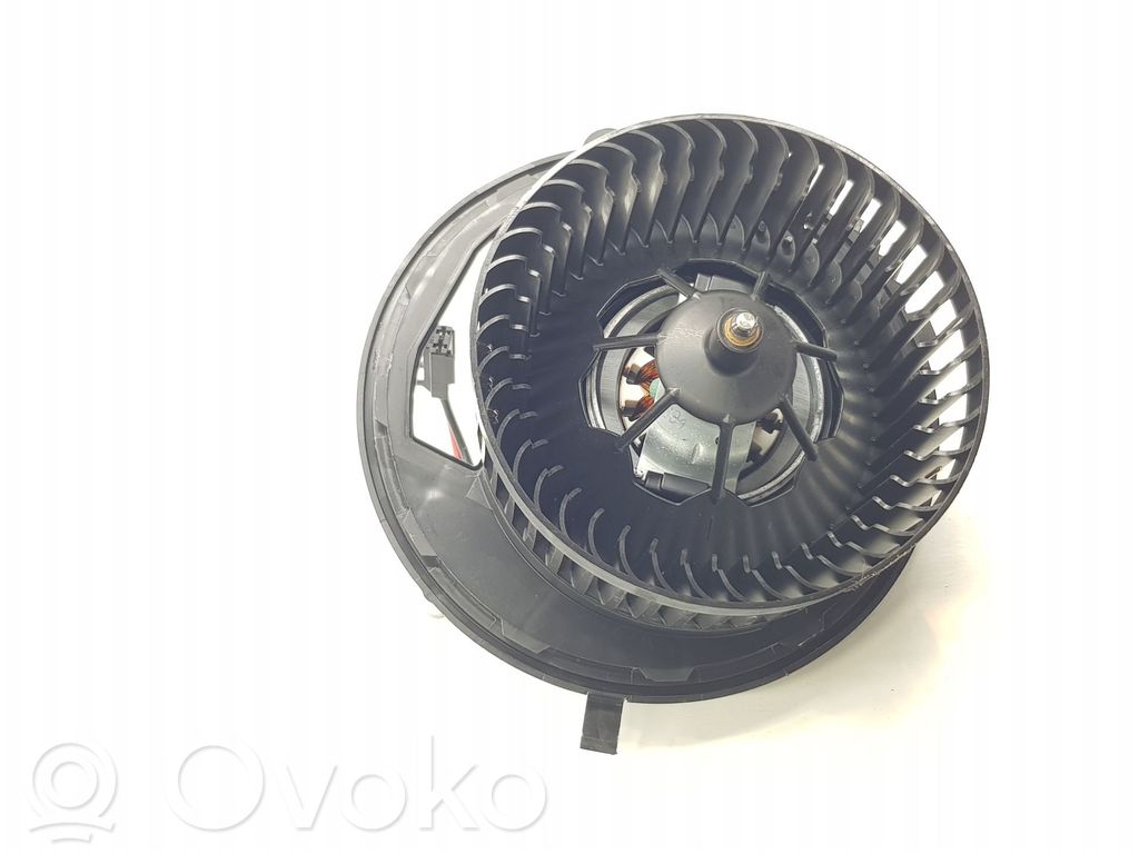 Volkswagen Golf VIII Ventilator aerotermă 
